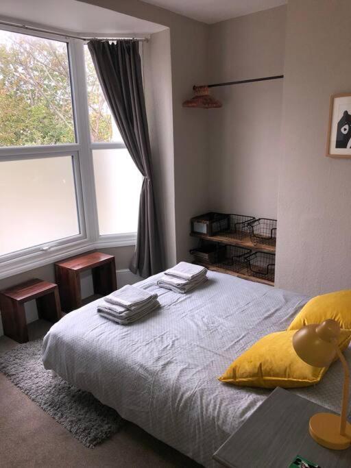 Charming, Bright, Hilltop Apartment. Hastings Ngoại thất bức ảnh